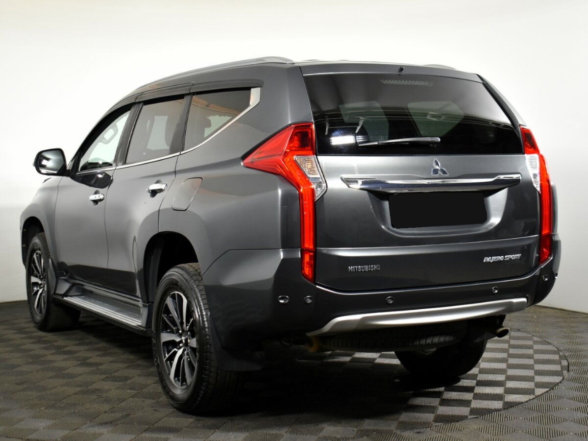 Mitsubishi Pajero Sport, 2020