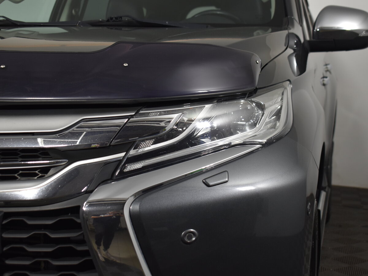 Mitsubishi Pajero Sport, 2020