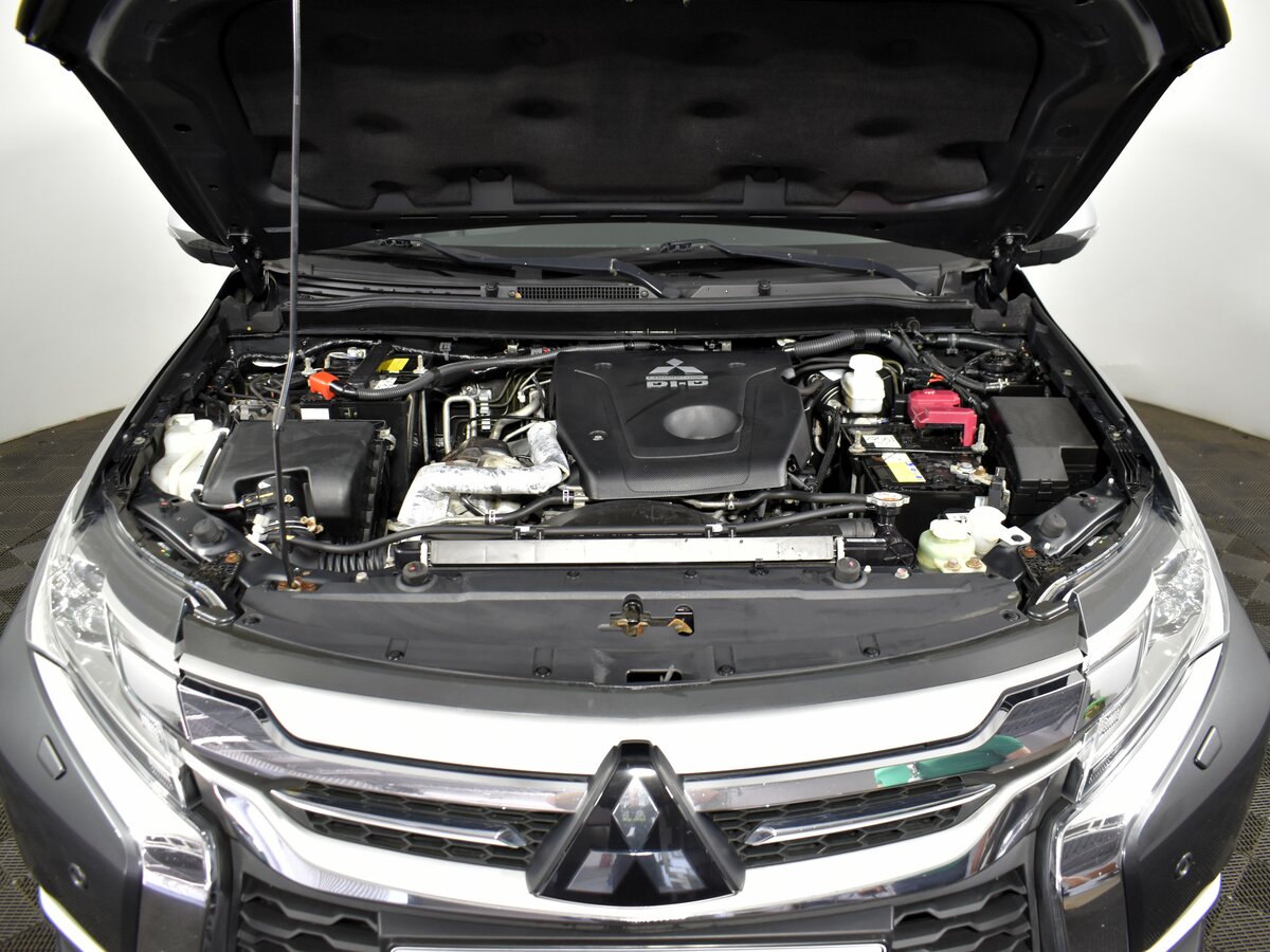 Mitsubishi Pajero Sport, 2020