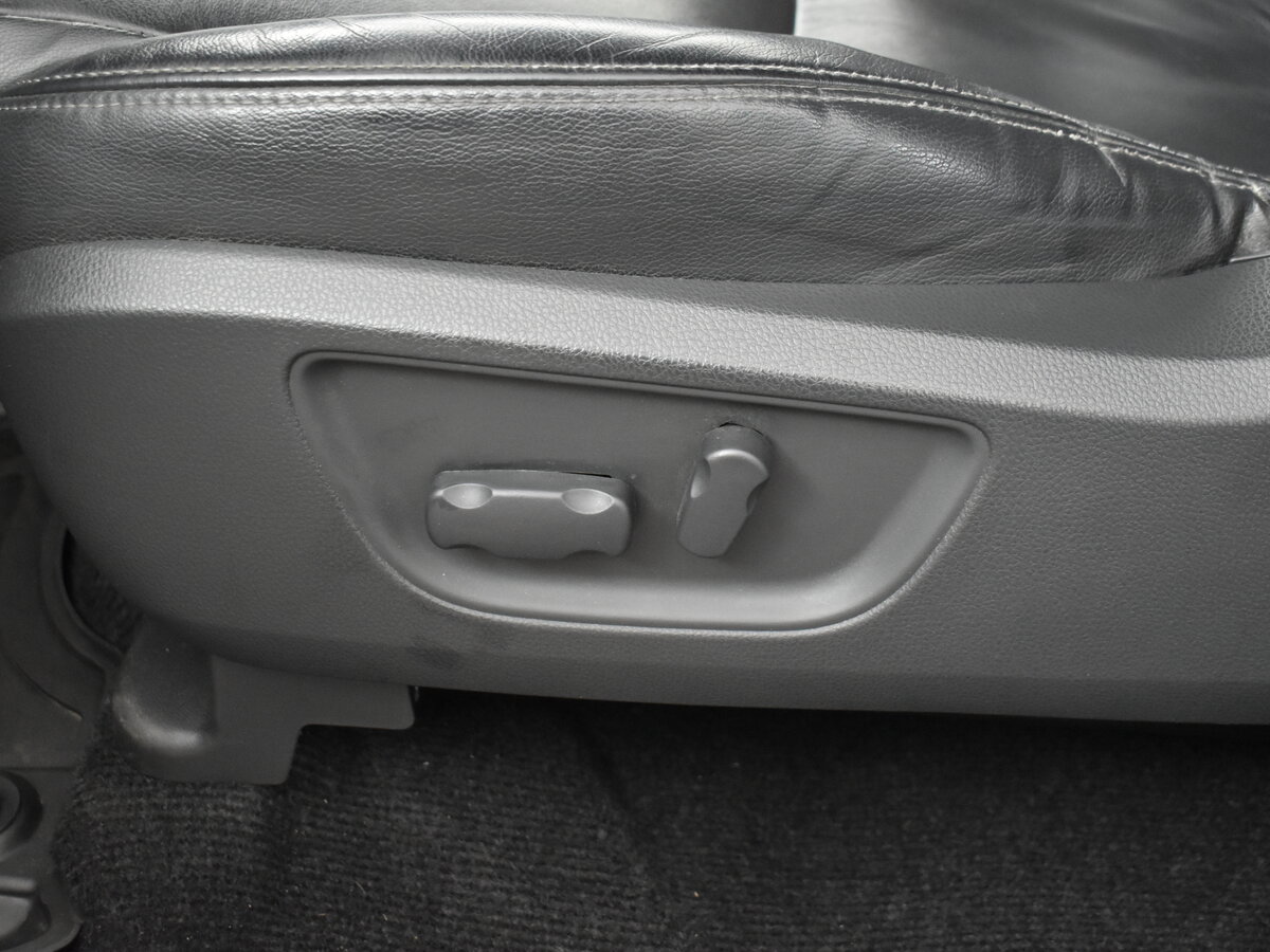 Mitsubishi Pajero Sport, 2020