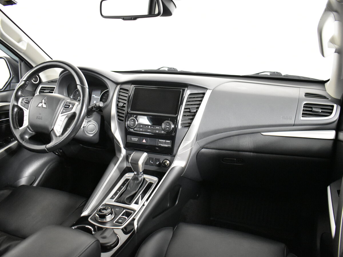 Mitsubishi Pajero Sport, 2020