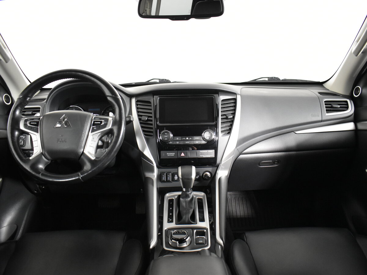 Mitsubishi Pajero Sport, 2020