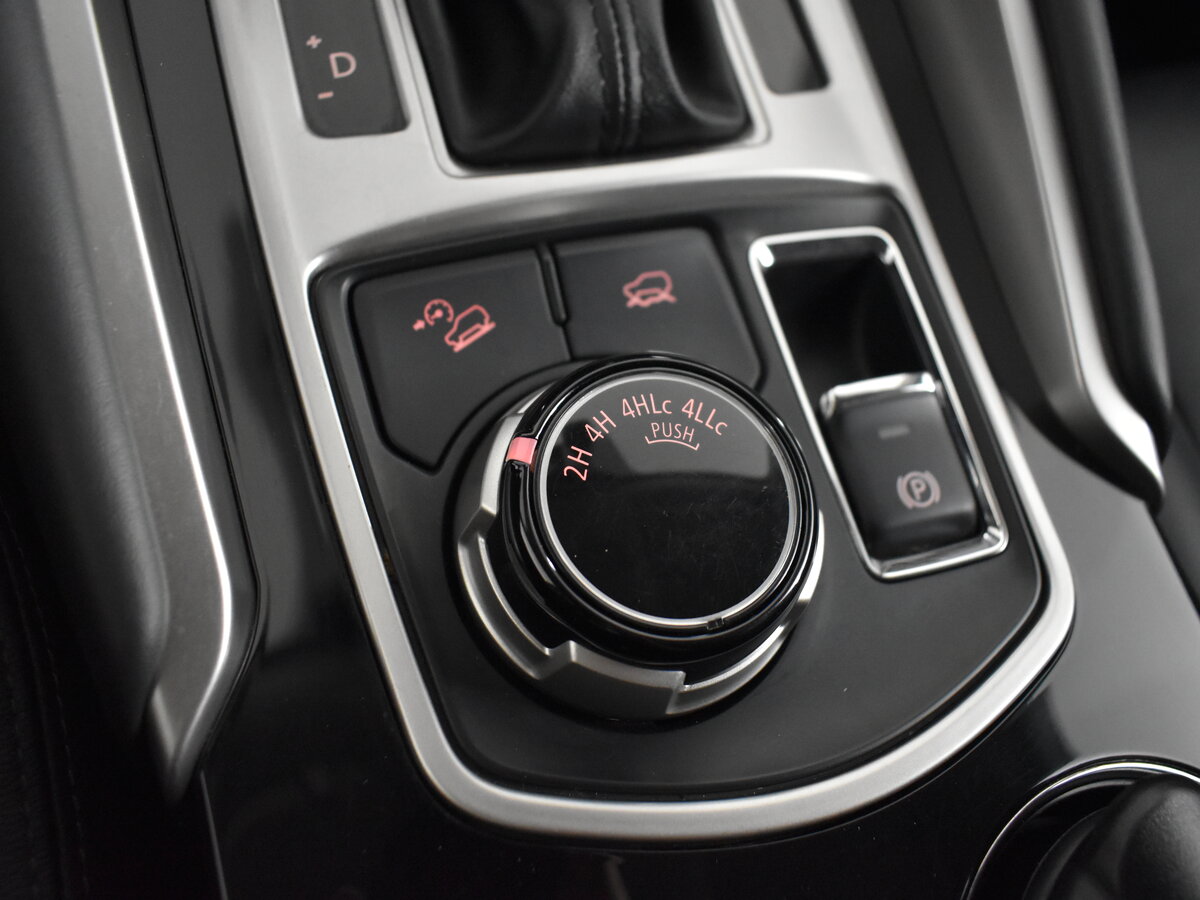 Mitsubishi Pajero Sport, 2020