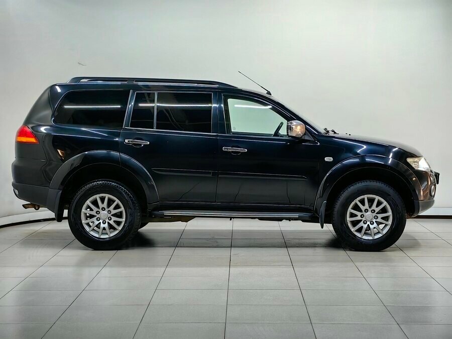 Mitsubishi Pajero Sport, 2012