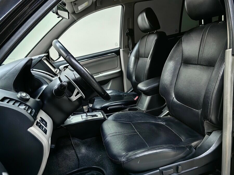 Mitsubishi Pajero Sport, 2012