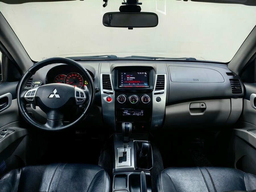 Mitsubishi Pajero Sport, 2012