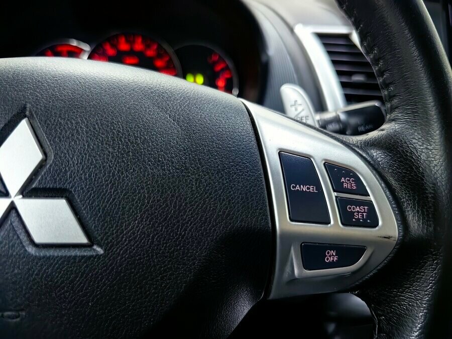 Mitsubishi Pajero Sport, 2012