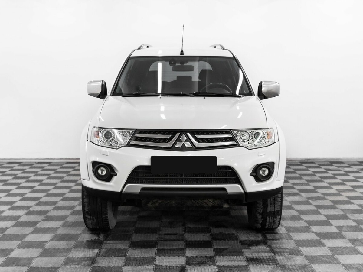 Mitsubishi Pajero Sport, 2013