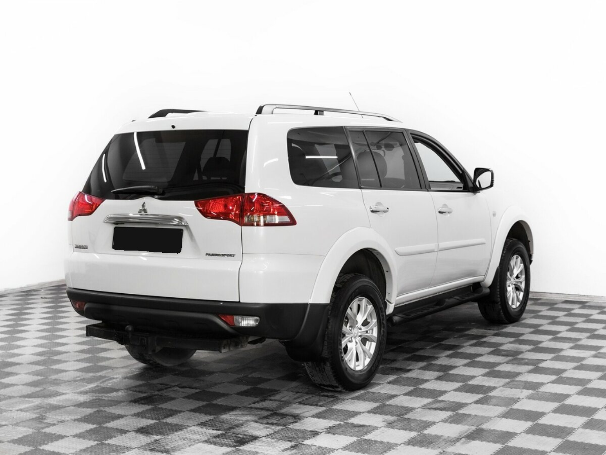 Mitsubishi Pajero Sport, 2013