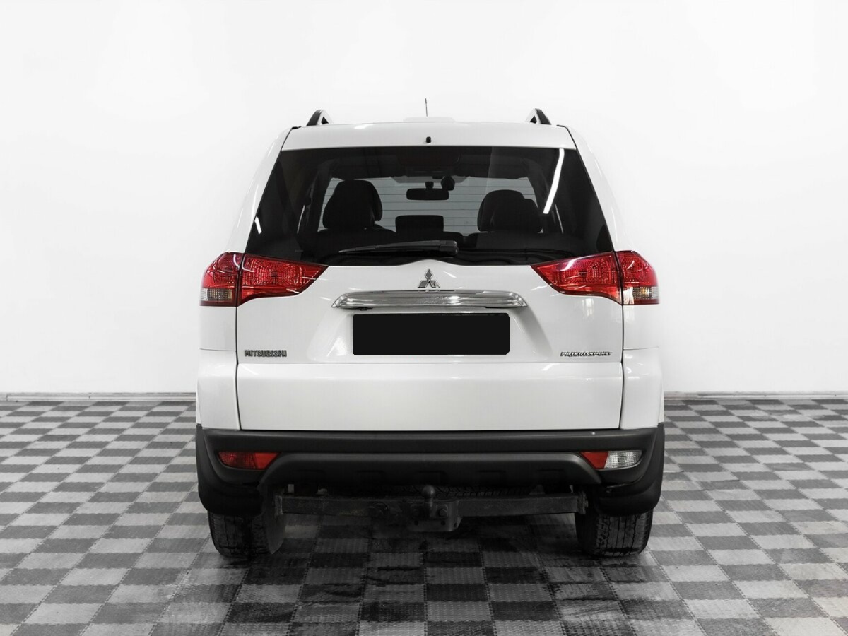 Mitsubishi Pajero Sport, 2013