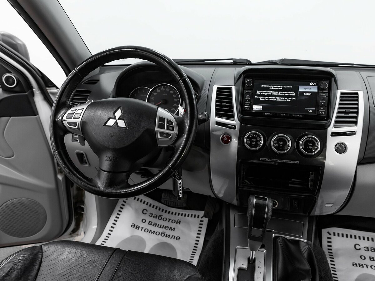 Mitsubishi Pajero Sport, 2013