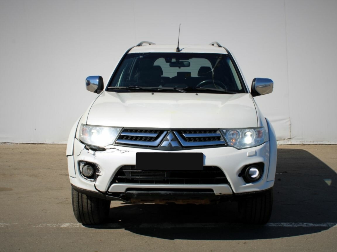 Mitsubishi Pajero Sport, 2013