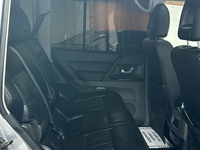 Mitsubishi Pajero, 2005