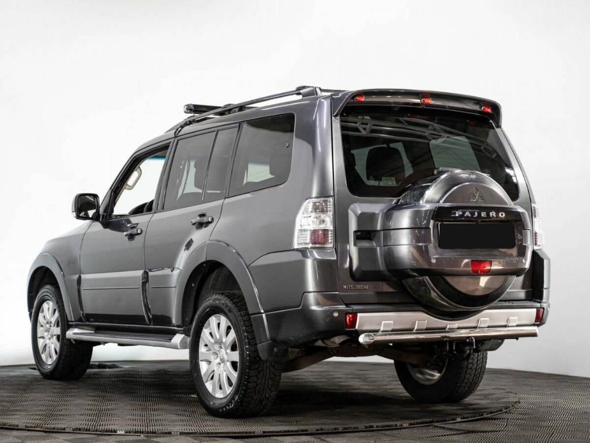 Mitsubishi Pajero, 2012