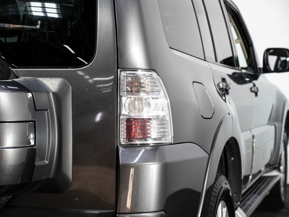 Mitsubishi Pajero, 2012