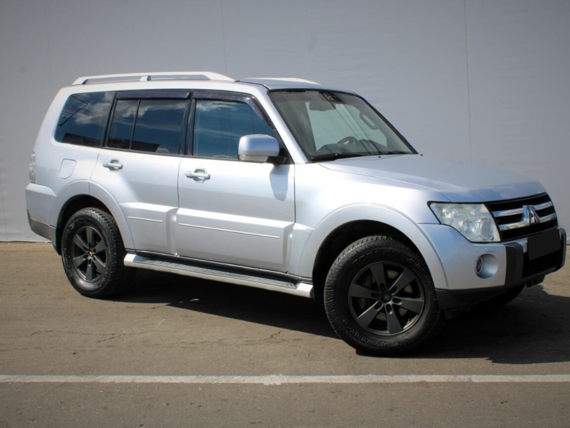 Mitsubishi Pajero, 2008