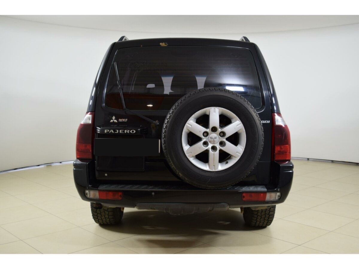 Mitsubishi Pajero, 2005