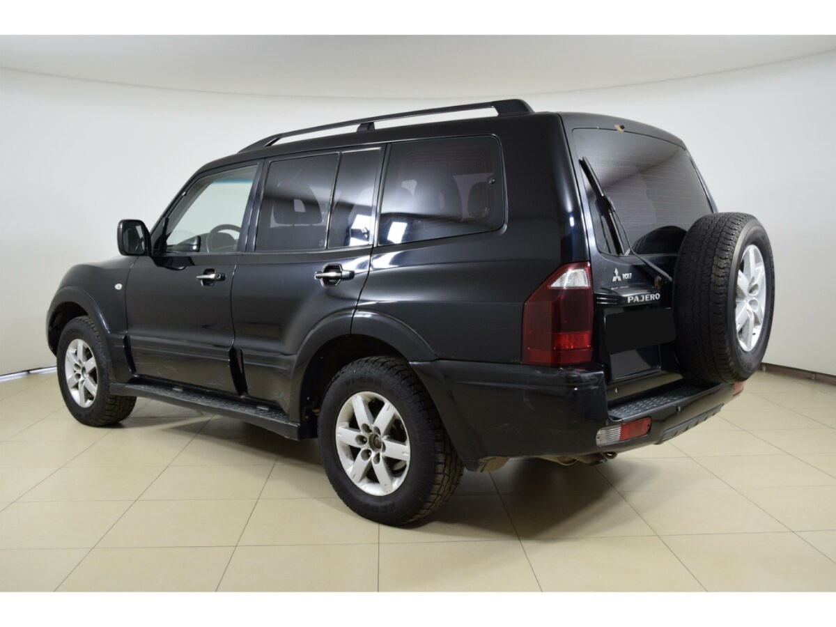 Mitsubishi Pajero, 2005