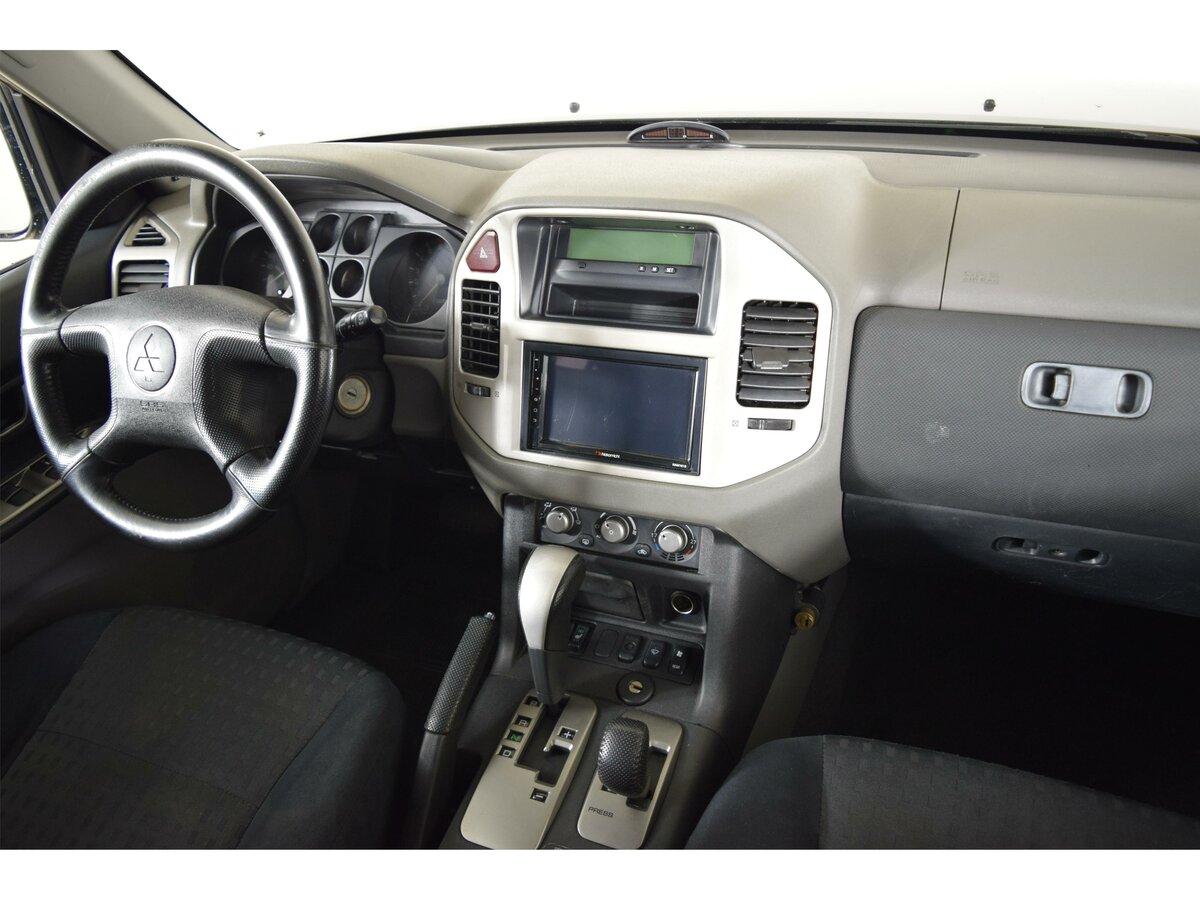 Mitsubishi Pajero, 2005