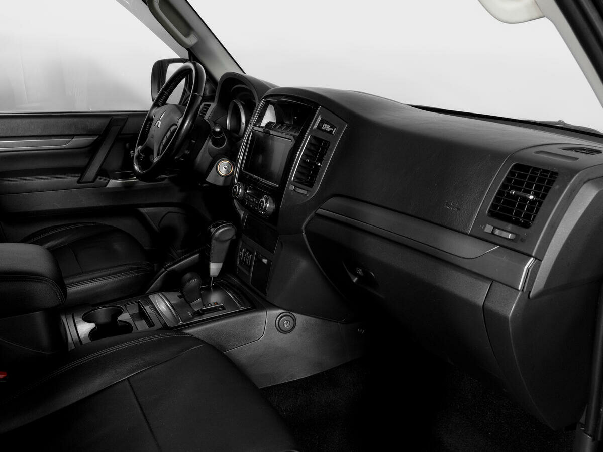 Mitsubishi Pajero, 2017