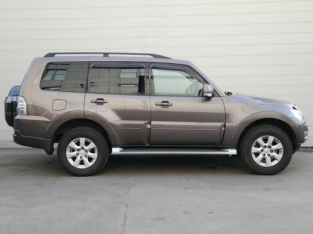 Mitsubishi Pajero, 2014