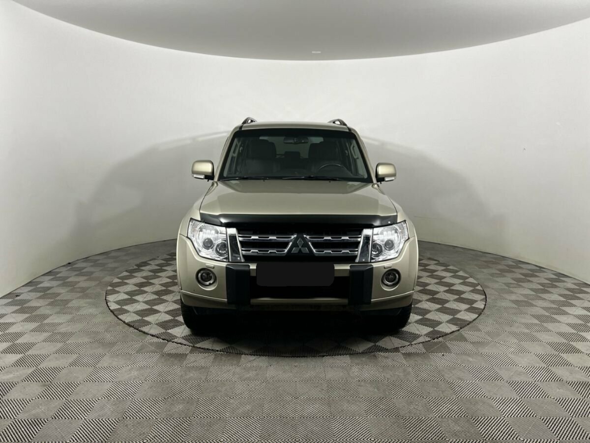 Mitsubishi Pajero, 2012