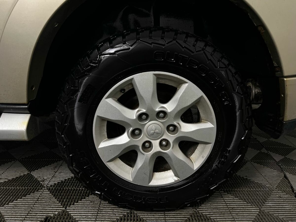 Mitsubishi Pajero, 2012