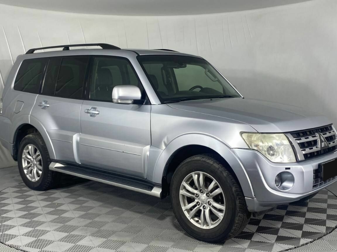 Mitsubishi Pajero, 2011