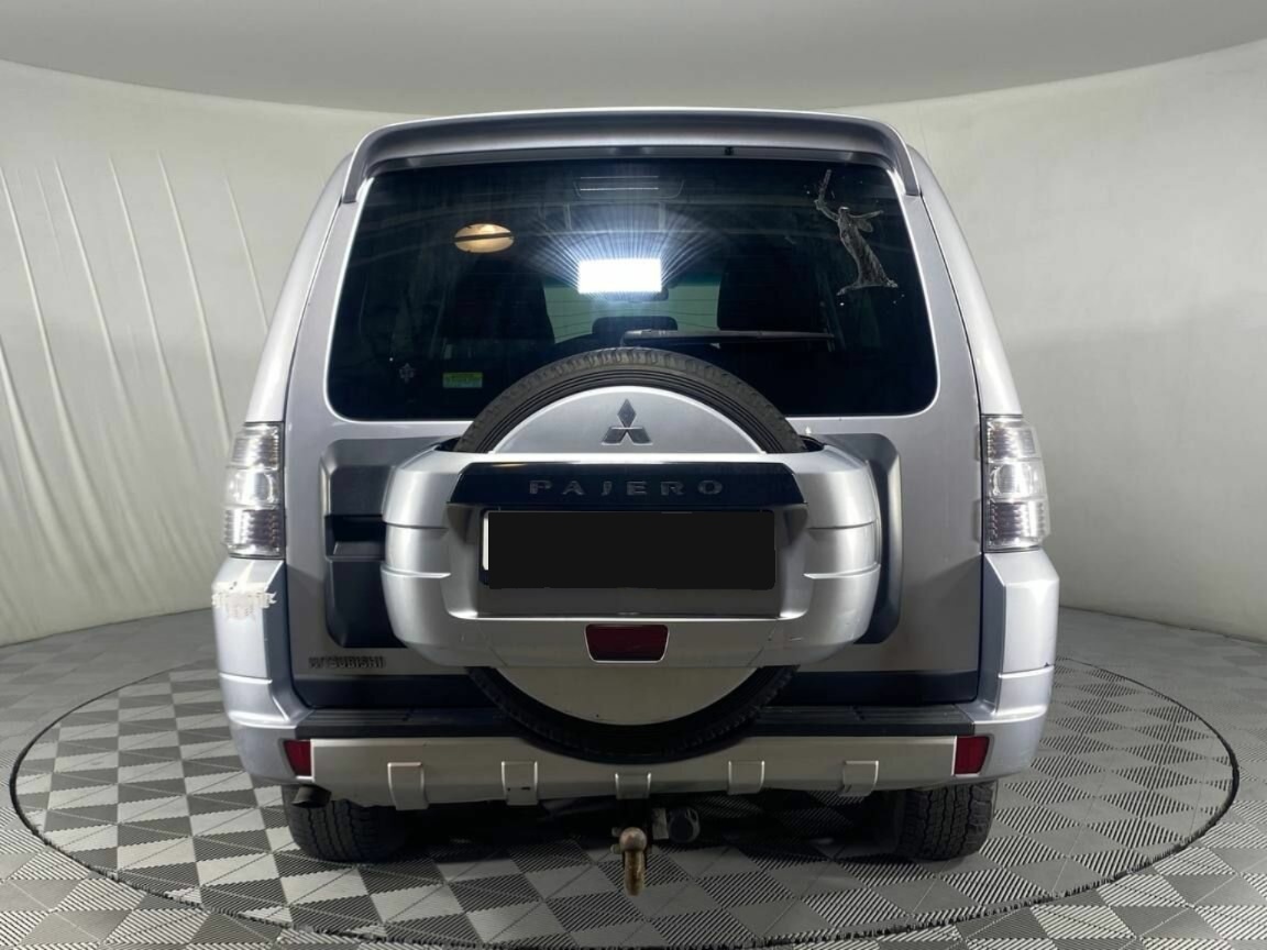 Mitsubishi Pajero, 2011