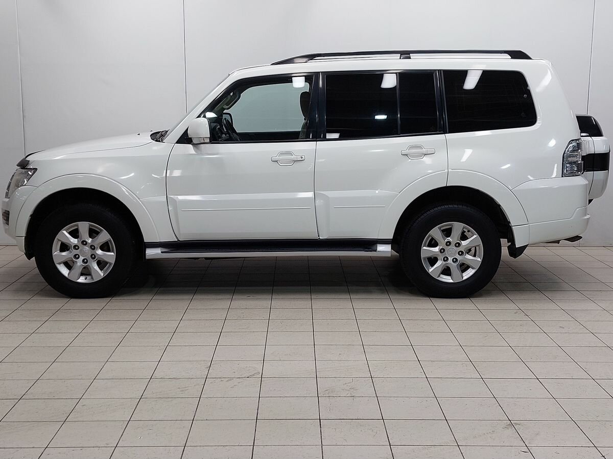 Mitsubishi Pajero, 2015