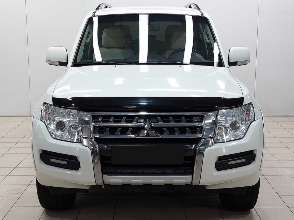 Mitsubishi Pajero, 2015