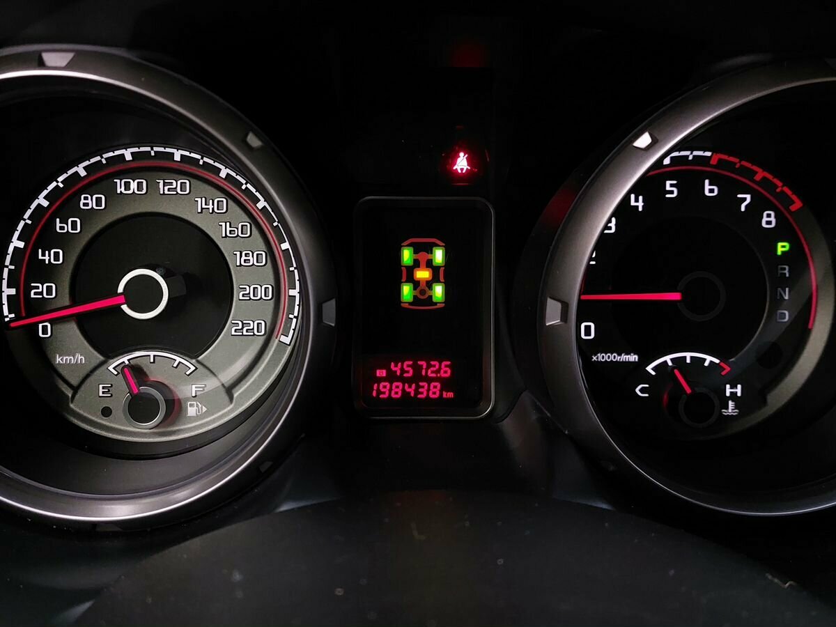 Mitsubishi Pajero, 2015