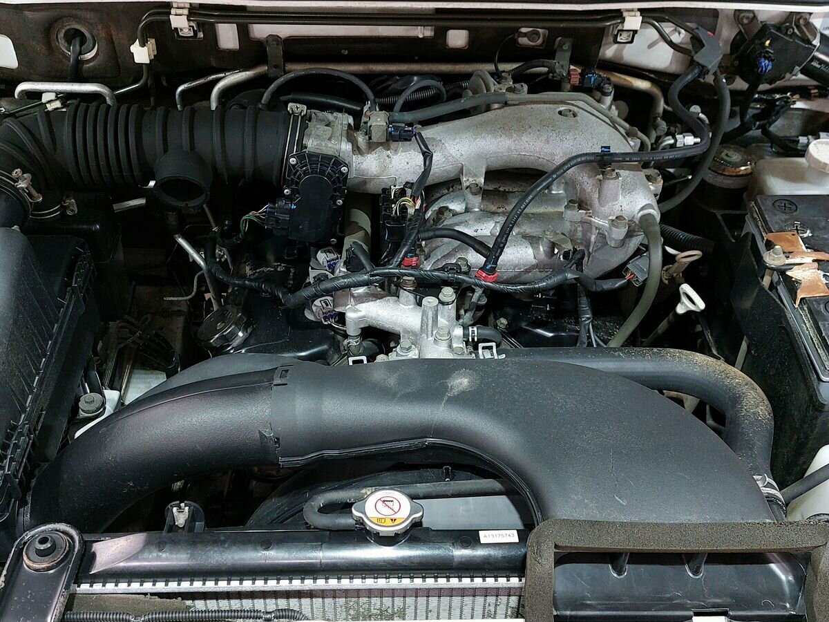 Mitsubishi Pajero, 2015