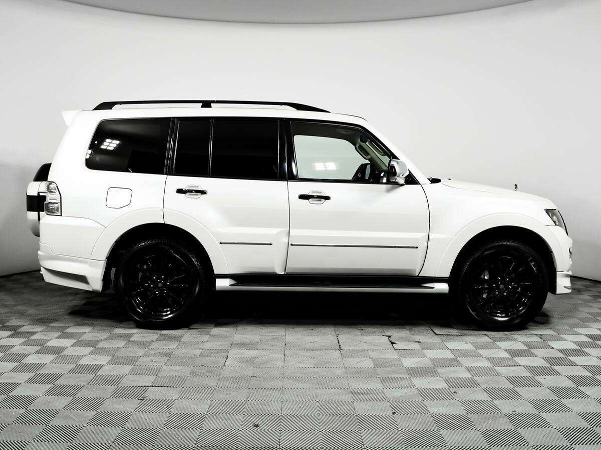 Mitsubishi Pajero, 2019