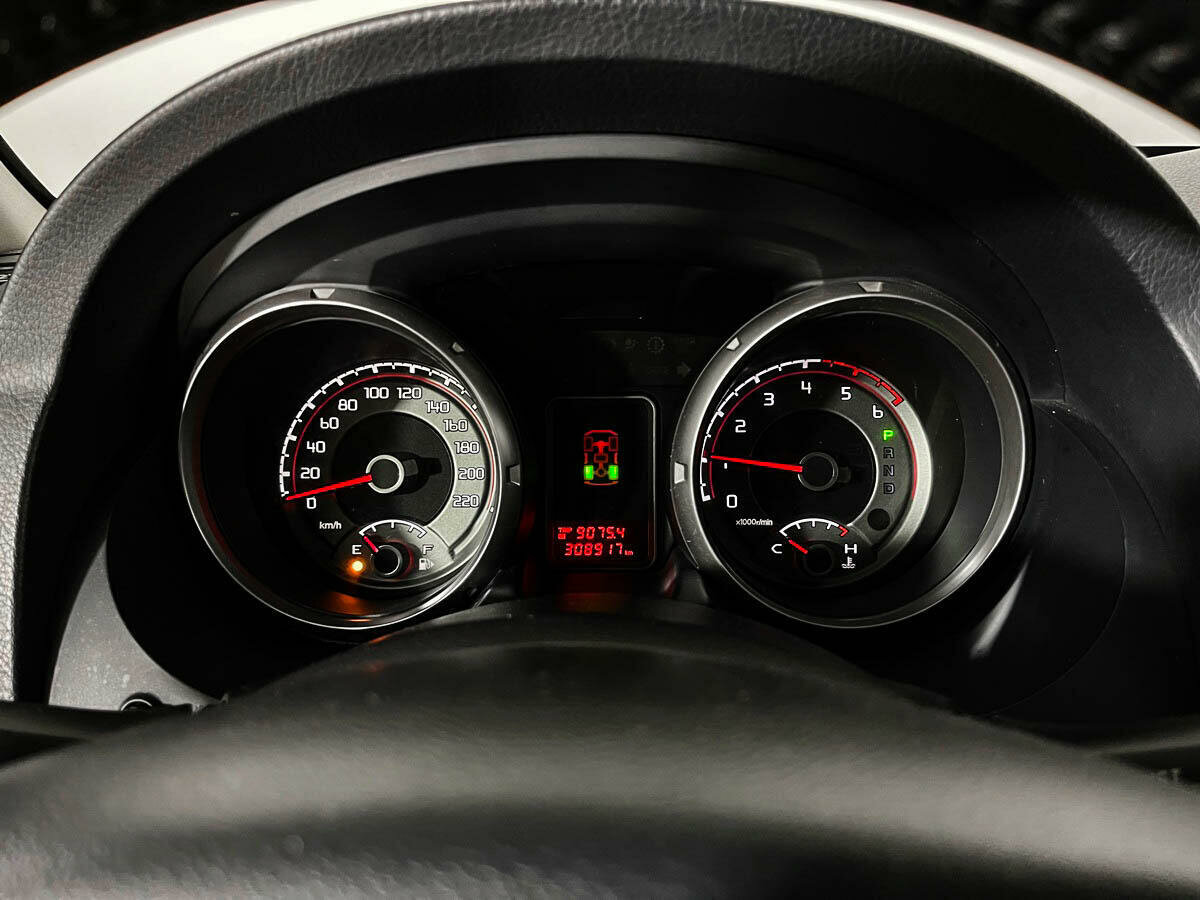 Mitsubishi Pajero, 2014