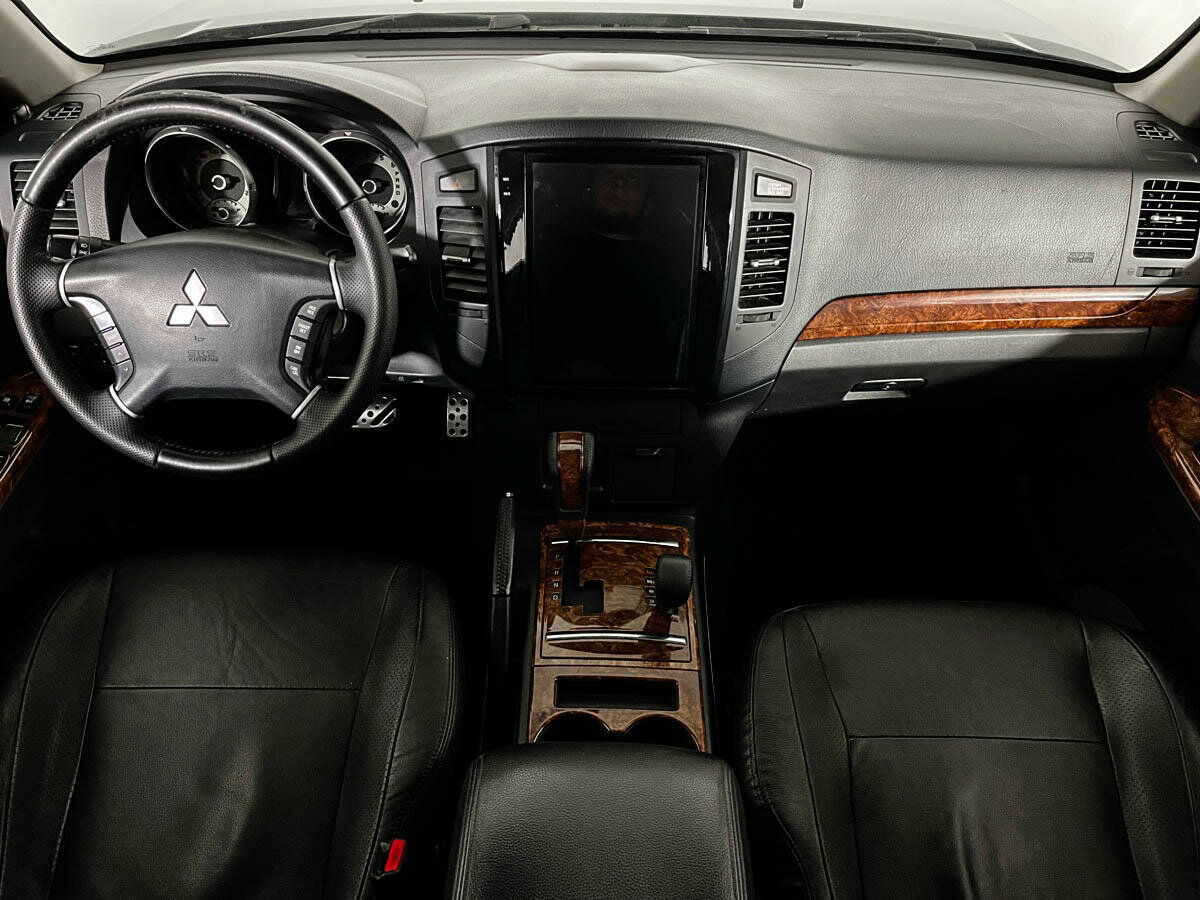 Mitsubishi Pajero, 2014