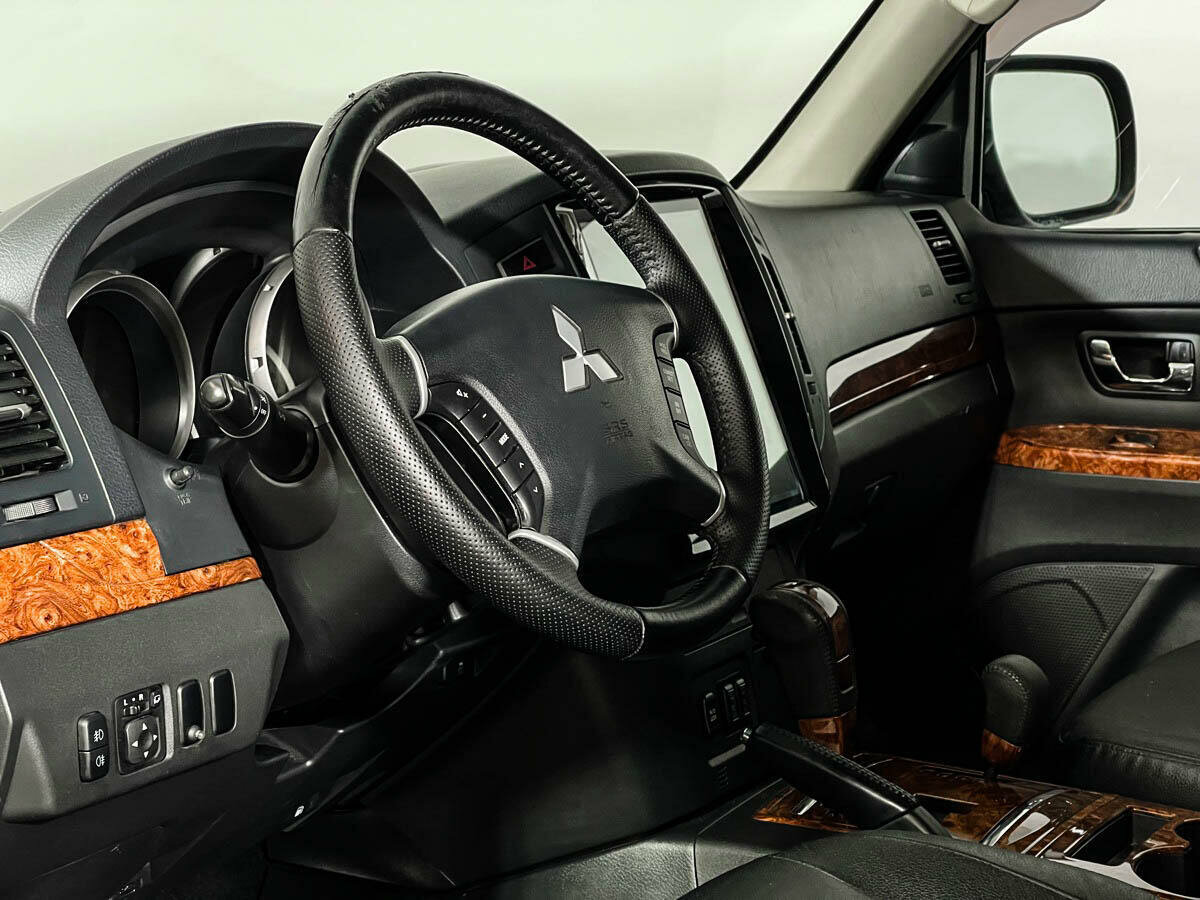 Mitsubishi Pajero, 2014