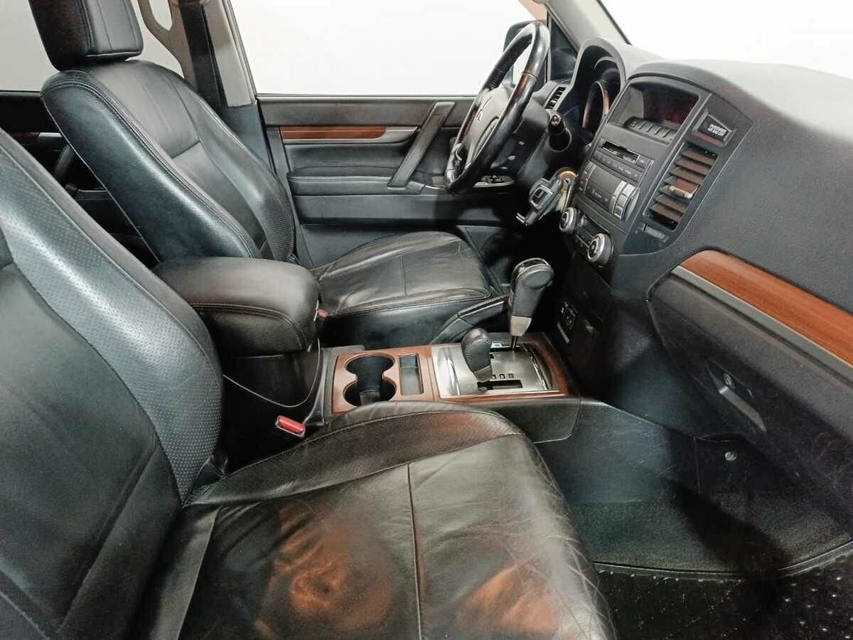 Mitsubishi Pajero, 2008