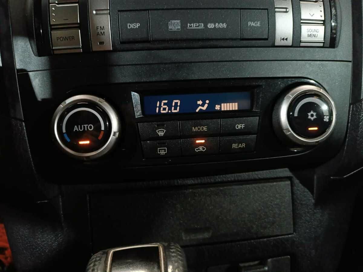 Mitsubishi Pajero, 2008