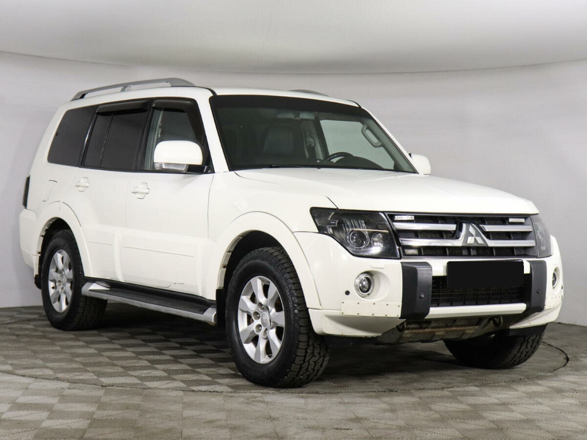 Mitsubishi Pajero, 2011