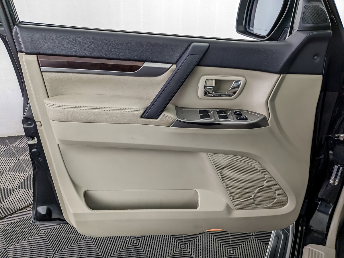 Mitsubishi Pajero, 2017