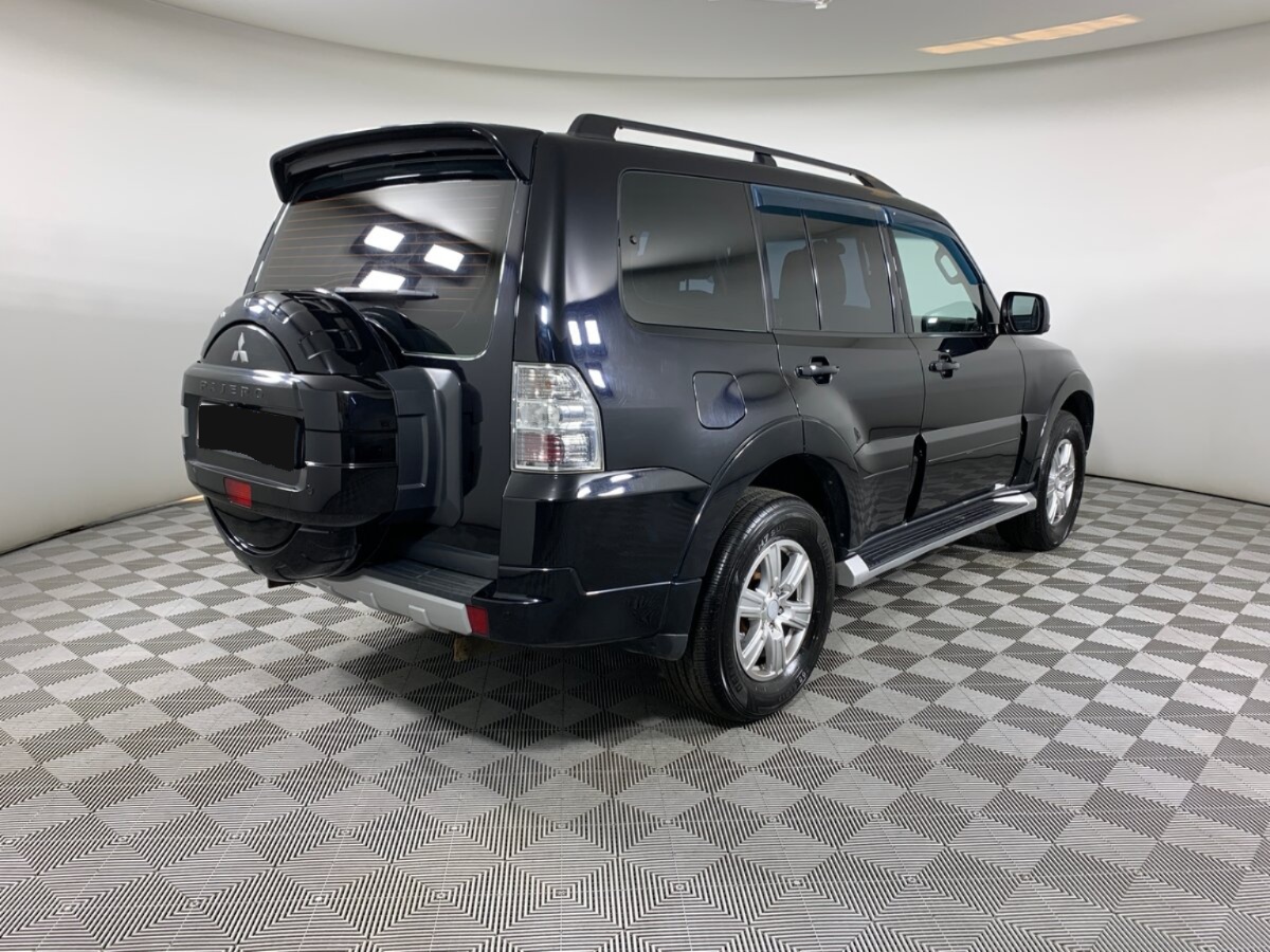 Mitsubishi Pajero, 2010