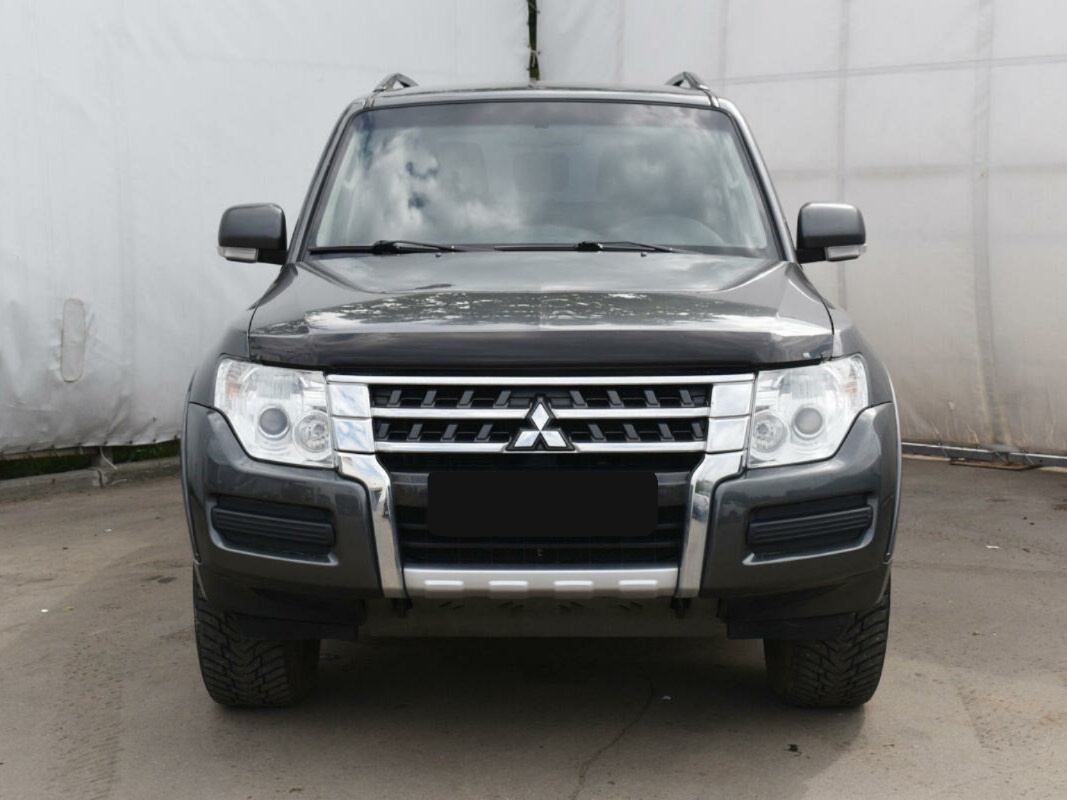 Mitsubishi Pajero, 2015