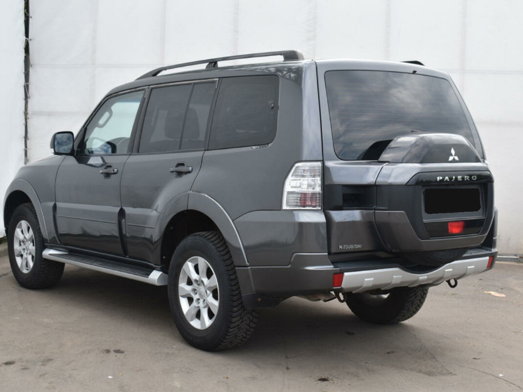 Mitsubishi Pajero, 2015