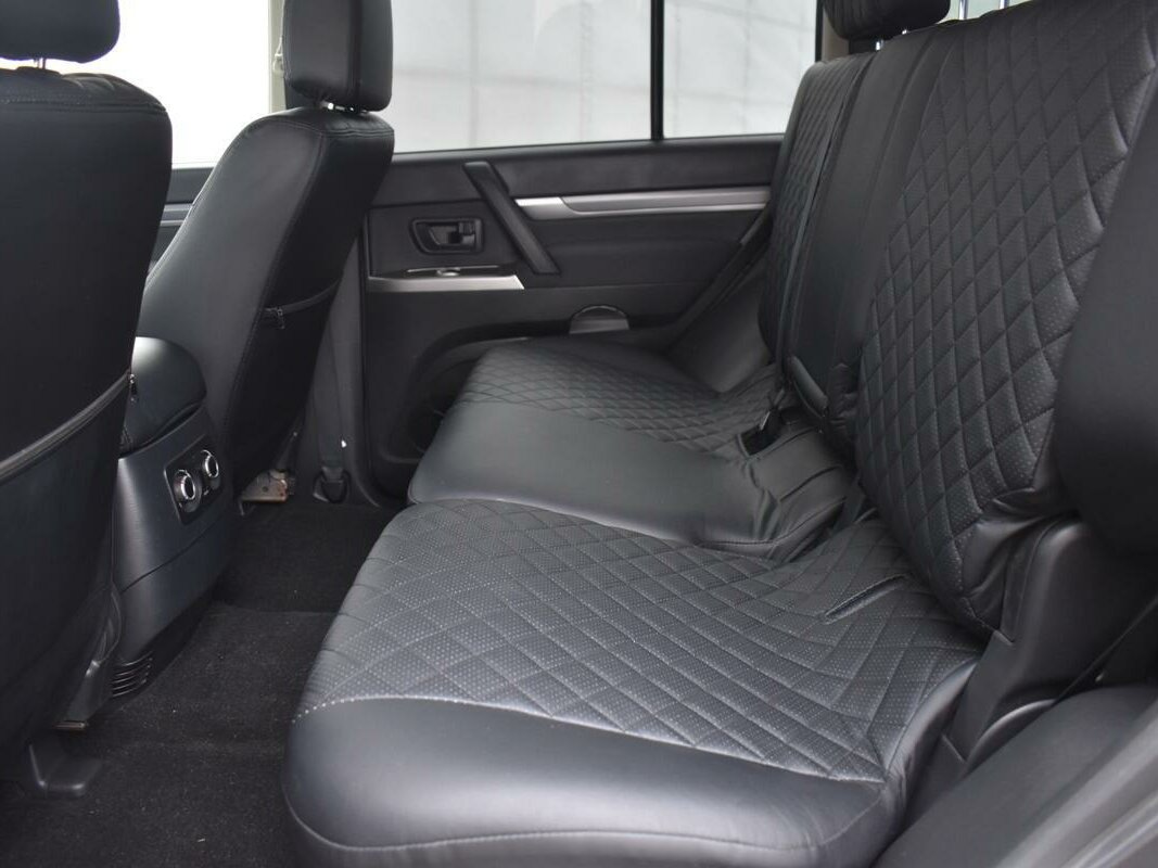 Mitsubishi Pajero, 2015