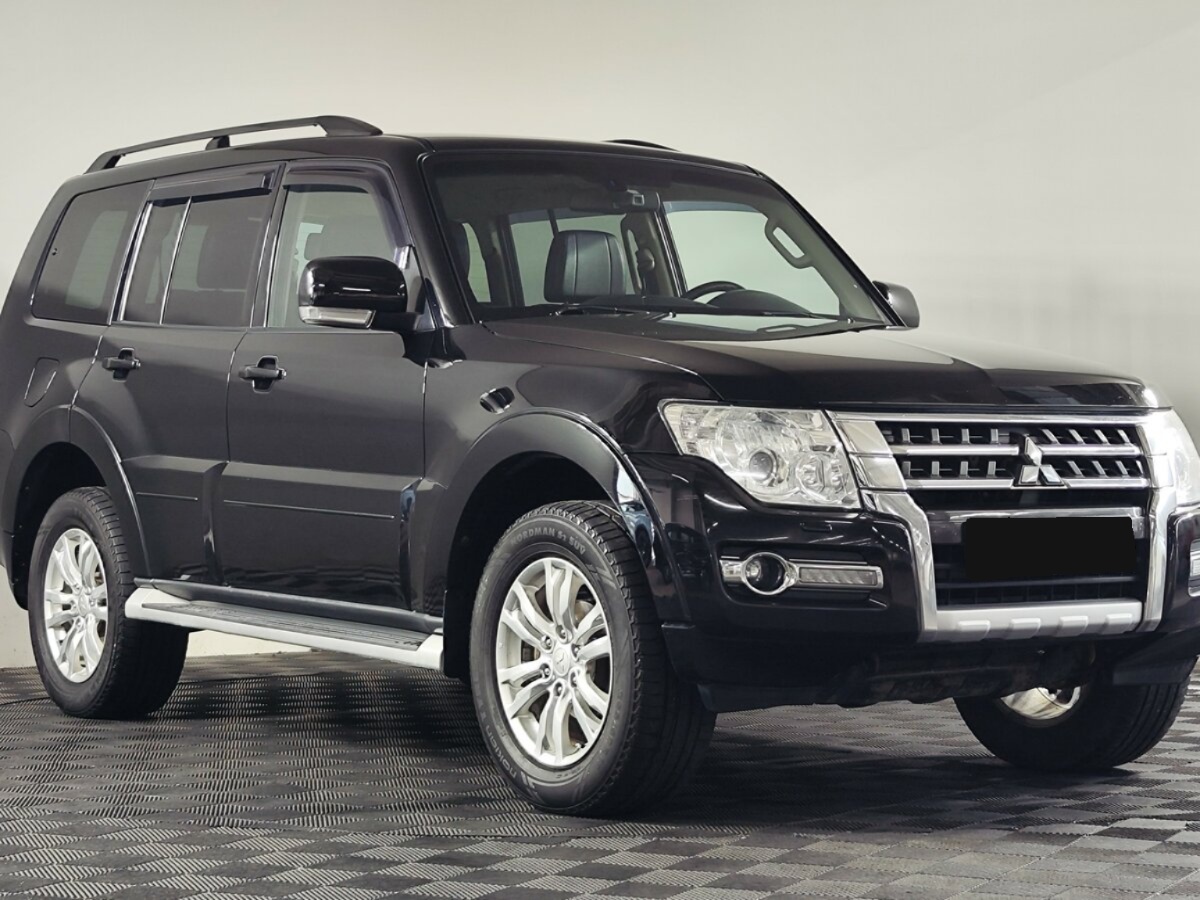 Mitsubishi Pajero, 2015