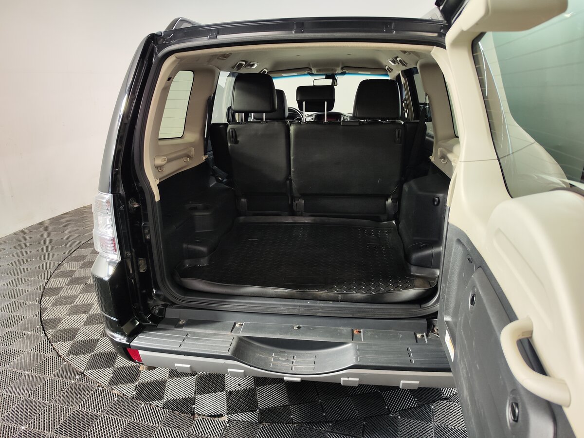 Mitsubishi Pajero, 2015