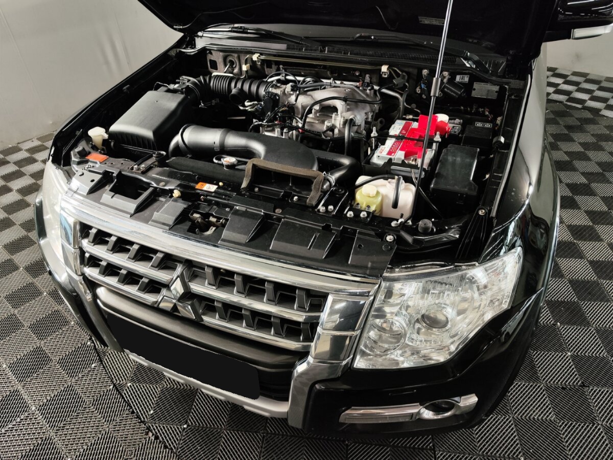 Mitsubishi Pajero, 2015