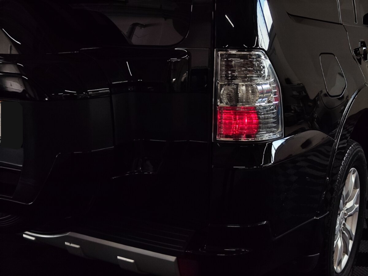 Mitsubishi Pajero, 2015