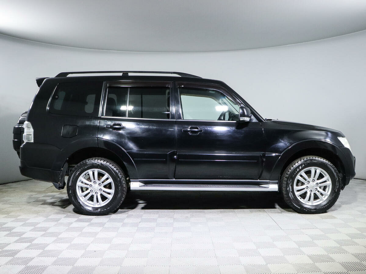 Mitsubishi Pajero, 2012